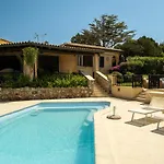 Con Piscina E Vista *