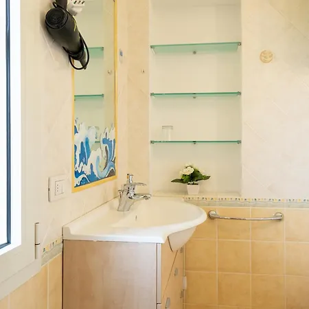 Villa Con Piscina E Vista *