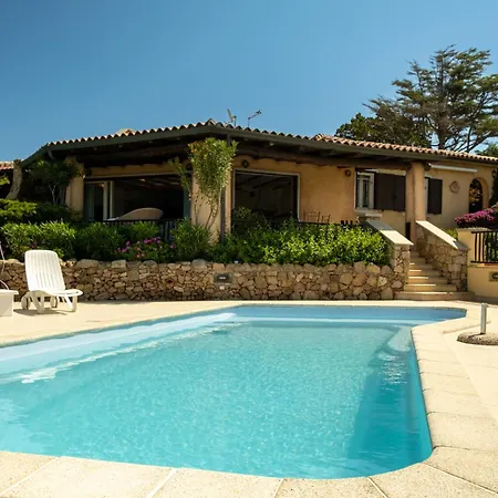 Villa Con Piscina E Vista