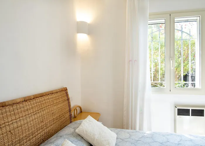 Villa Con Piscina E Vista *