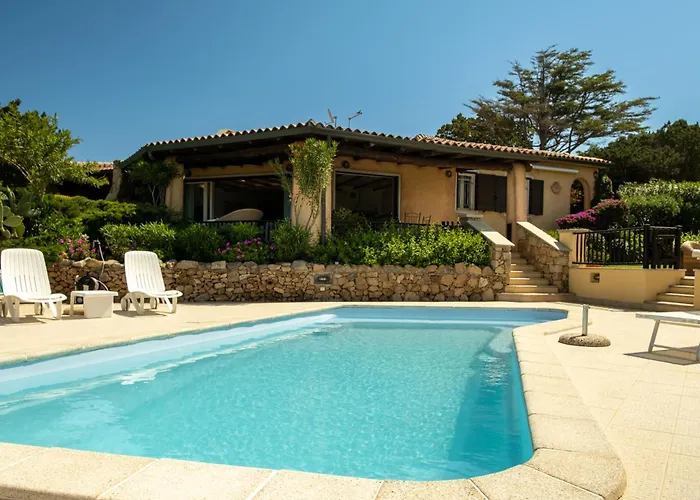 Villa Con Piscina E Vista